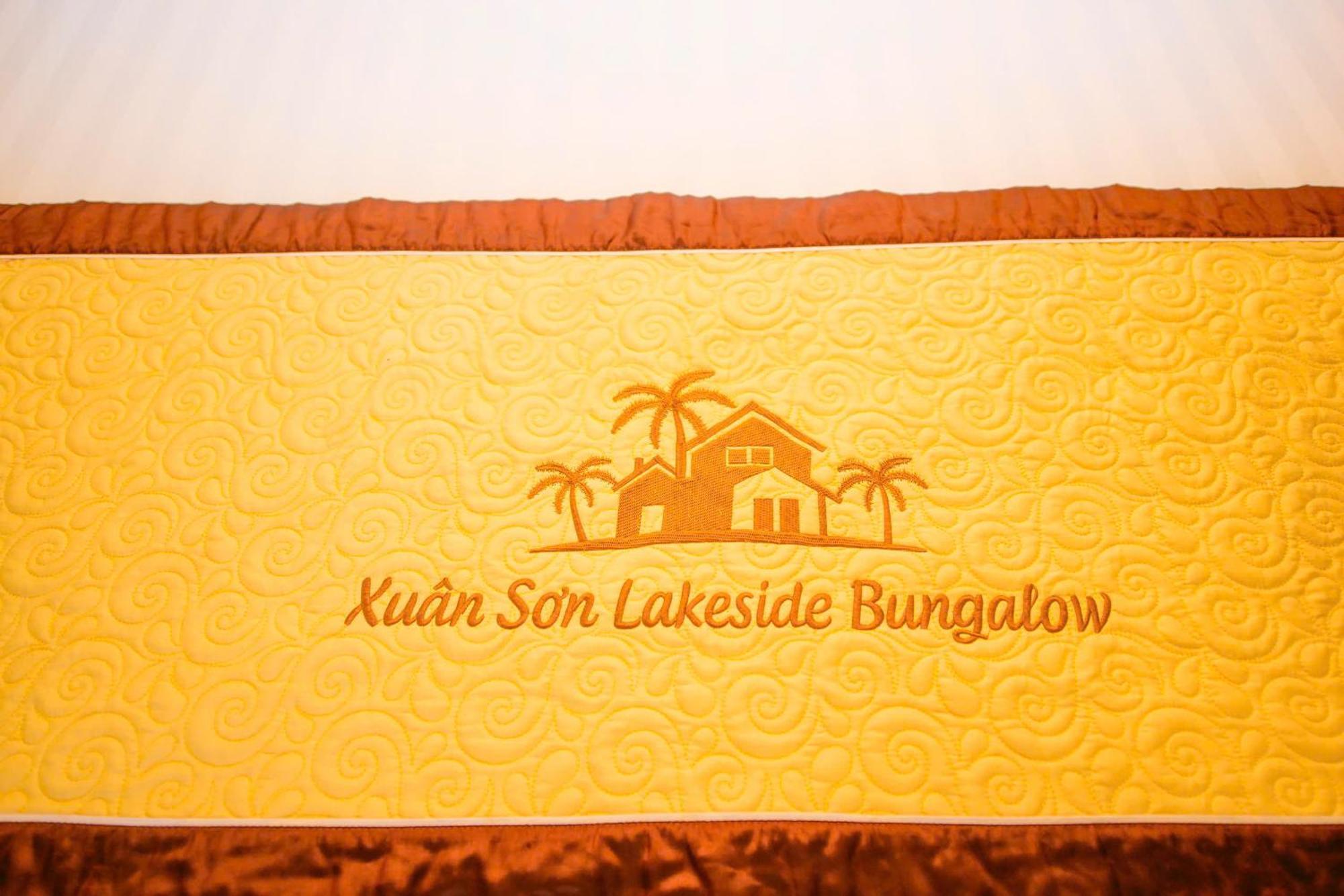 Xuan Son Lakeside Bungalow نينه بينه المظهر الخارجي الصورة